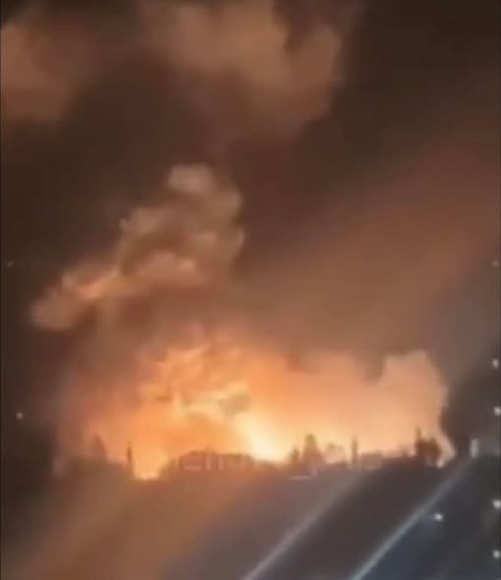 5 Nga   Ukraine Tan Cong Qua Lai Kiev Rung Chuyen Kho Dau Novorossiysk O Nga Boc Chay