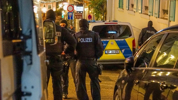 1 Rang Sang Truy Quet Lon Tai Baden Wurttemberg Triet Pha Duong Day Nhap Cu Trai Phep Va Khai Thac Lao Dong