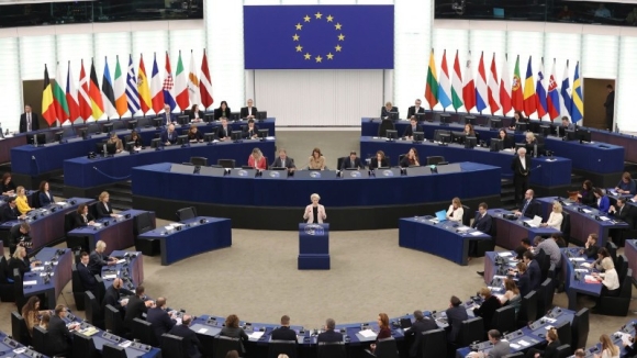 1 Lien Minh Chau Au Dat Thoa Thuan Tam Thoi Ve Ngan Sach Nam 2026