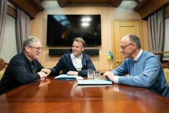 1 Duc Phap Anh Ra Tuyen Bo Chung Bao Ve Cac Loi Ich Thiet Yeu Cua Chau Au Va Ukraine