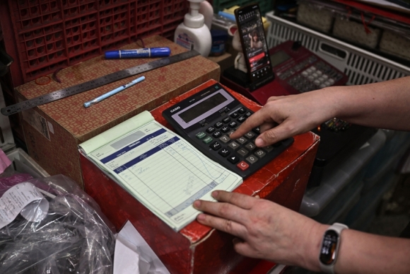 1 Vi Sao May Tinh Cam Tay Van Song Khoe Du Ai Ngay Cang Thong Minh