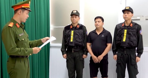 1 Bat 7 Nguoi Bien Thit Heo Thanh Thit Bo Bang Hoa Chat Moi Ngay San Xuat 600kg