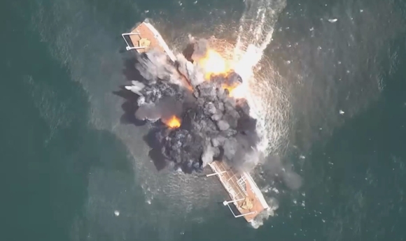 1 Ukraine Tan Cong Chinh Xac Can Cu Thiet Bi Lan Khong Nguoi Lai Cua Nga Tai Crimea