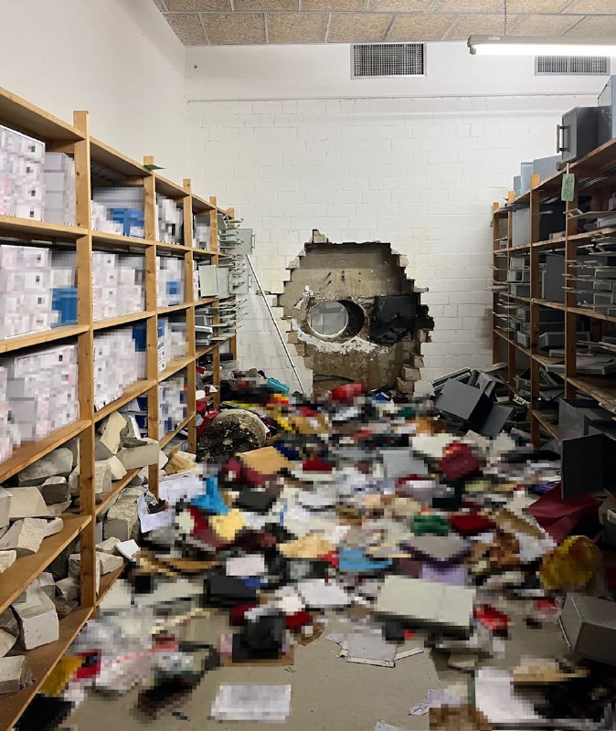 1 vu dot nhap sparkasse gelsenkirchen ket sat bi khoan pha nhieu tai san bien mat