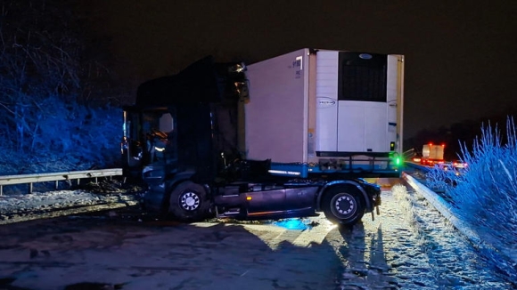 1 Hon Loan Thoi Tiet Tai Duc Tai Nan Lien Hoan Do Tuyet Va Bang Gia