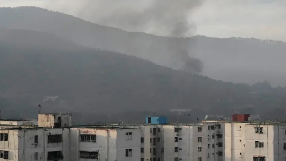 2 Dat Nuoc Giua Niem Vui Va Noi So Su Sup Do Cua Maduro Day Nguoi Venezuela Vao Trang Thai Bat Dinh