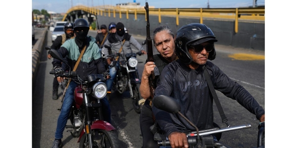 2 Su Sup Do Cua Venezuela Va Ranh Gioi Mong Manh Giua Chinh Quyen Voi Toi Pham