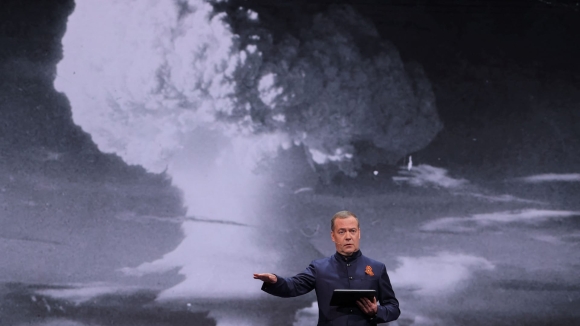 1 Duc Phan Bac Loi De Doa Bat Coc Thu Tuong Friedrich Merz Tu Phia Nga