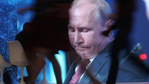 2 Ty Phu Nga Canh Bao Rui Ro Doi Voi Kremlin Neu Cac Mo Dau Venezuela Roi Vao Tay My