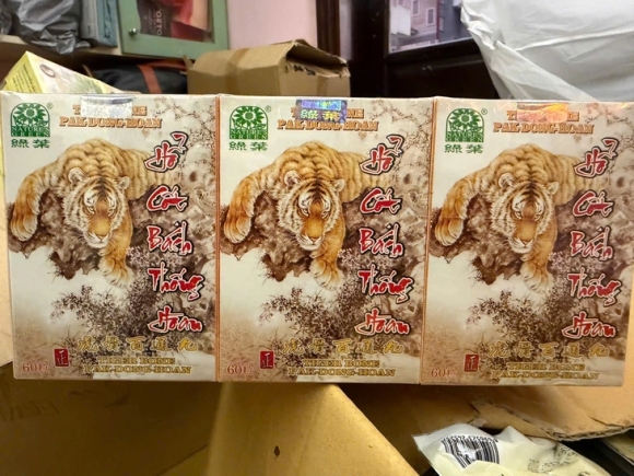 2 Bat Hai Vo Chong O Tphcm To Chuc San Xuat Thuoc Dong Y Gia Chua Chat Cam