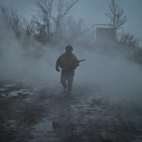 1 Trump Gay Ap Luc Voi Zelenskyy Bao Dam An Ninh Cho Ukraine Co The Phai Doi Bang Vung Donbas