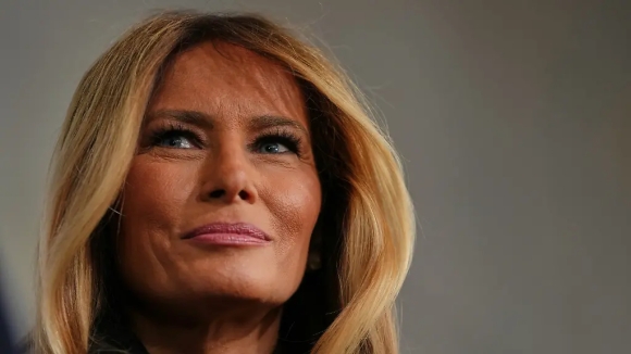 2 Melania Va Bo Phim Tai Lieu Ve Mot The Gioi Mong Tuong Den Muc Xau Ho