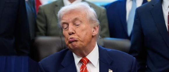 1 Tu Vi The Cuu Tinh Trump Dang Tro Thanh Ganh Nang Cho Dang Cong Hoa