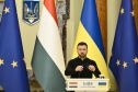 Hungary bất ngờ trả lại tiền và vàng cho Ukraine, ông Zelensky lập tức lên tiếng