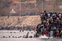 Ceuta quá tải: Tây Ban Nha đối mặt khủng hoảng di cư lớn nhất nhiều năm