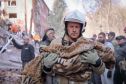 Giặc Nga tấn công tòa nhà dân cư ở Priluki Ukraine, 14 người thiệt mạng