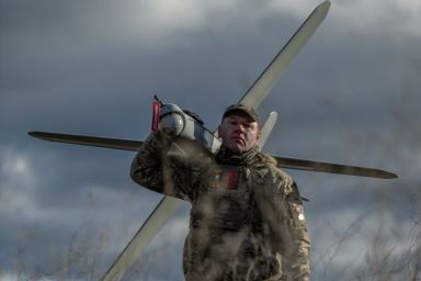 Ukraina giành thế chủ động trên chiến trường nhờ bước đột phá từ máy bay không người lái tích hợp trí tuệ nhân tạo