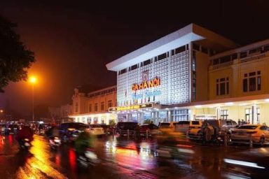 Khi nhà báo dẫn dắt dư luận về đề xuất di dời Ga Hà Nội với giá rẻ nhân cách