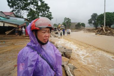 Lai Châu vẫn mưa, bản làng tan hoang vì lũ dữ