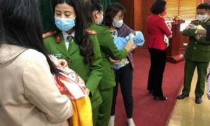 Khởi tố 8 kẻ trong đường dây thuê nhà nuôi trẻ sơ sinh để bán sang Trung Quốc