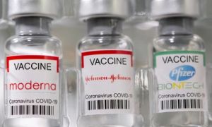 Ba loại vaccine Covid-19 giảm hiệu quả bảo vệ sau 6 tháng