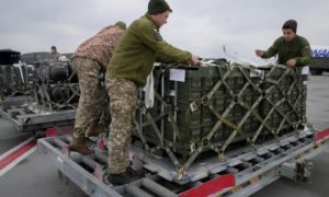 Loạt vũ khí ''đình đám'' có tên trong gói viện trợ quân sự mới của Mỹ, Ukraine...