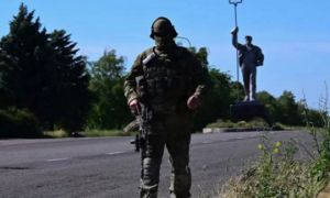 Ukraine kêu gọi dân Crimea 'bán đứng' lính Nga, Moscow mất hơn 900 sĩ quan...