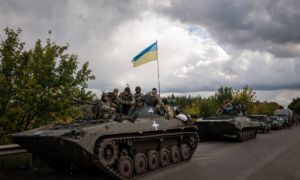 Ukraine nỗ lực xuyên phá tuyến phòng thủ nhiều lớp của Nga ở miền Đông