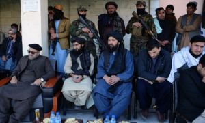 Taliban cấm phụ nữ làm việc trong tổ chức phi chính phủ