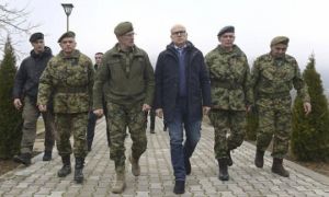 Tổng thống Serbia ra lệnh quân đội sẵn sàng chiến đấu