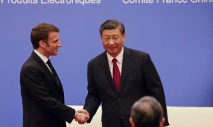 Tin tức thế giới 7-4: Trung Quốc hứa nói chuyện với Ukraine; Ông Trump chỉ ra...