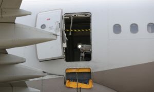 Hãng bay Hàn Quốc dừng bán vé ghế gần cửa thoát hiểm