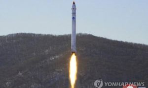 Nhật, Hàn phát cảnh báo khẩn cấp sau nghi vấn Triều Tiên phóng vệ tinh