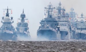 6 tàu được máy bay Mỹ yểm trợ phá 'vòng phong tỏa' Biển Đen của Nga