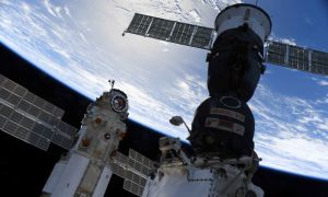 Phương tiện vũ trụ Nga rò rỉ lần thứ 3 trong một năm