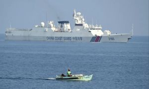 Philippines bác tin tàu hải quân bị tàu Trung Quốc xua đuổi