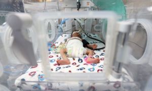Bệnh viện Gaza cạn điện, trẻ sơ sinh có thể nguy kịch trong nháy mắt