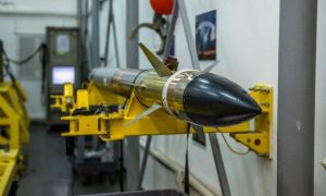 Mỹ xây nhà máy sản xuất tên lửa Vòm Sắt cho Israel