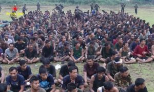 Phe nổi dậy Myanmar nói kiểm soát sở chỉ huy quân sự, bắt hàng trăm binh sĩ