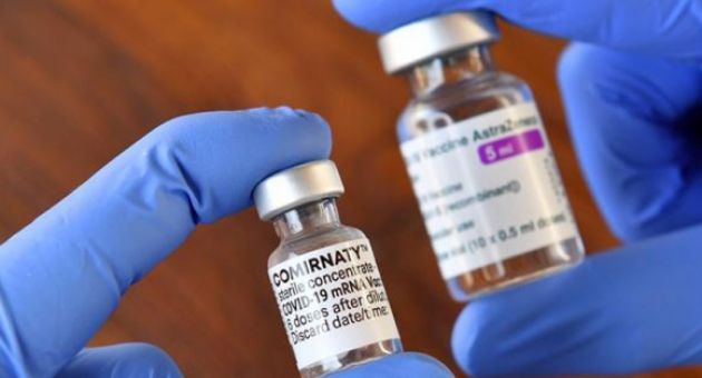 Đức: Phối hợp hai vắc-xin Pfizer và AstraZeneca có thể tạo miễn dịch mạnh hơn