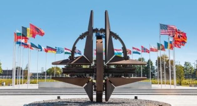 NATO quyết đấu công nghệ cao với Nga-Trung