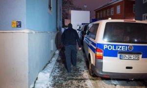 Cảnh sát Đức truy quét 30 ổ nhóm tội phạm người nước ngoài ở Dresden