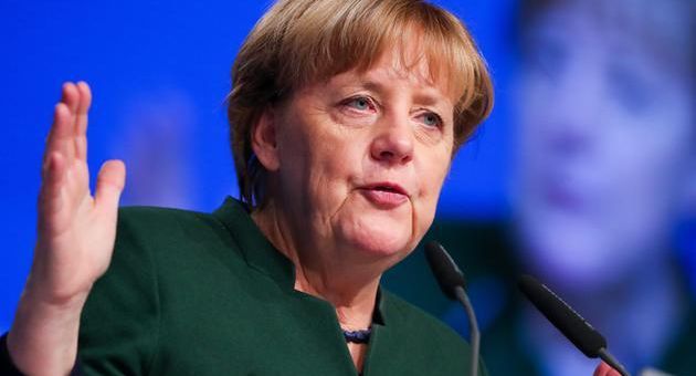 Thủ tướng Đức chỉ trích quyết định cấm nhập cảnh của Tổng thống Mỹ