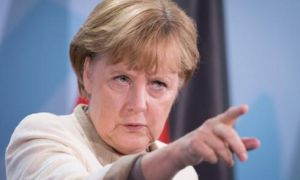 Động thái cứng rắn của bà Merkel với người Tị nạn tại Đức