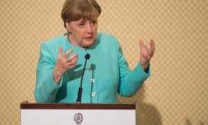 Thủ tướng Đức Merkel đến Tunisia giải quyết vấn đề di cư