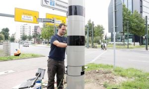 Đức: Tài xế cẩn thận với máy chụp tốc độ công nghệ mới