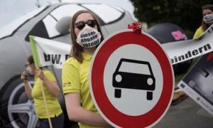 Đức và cuộc chiến cấm xe chạy diesel: Nguy cơ hàng tỉ euro bốc hơi