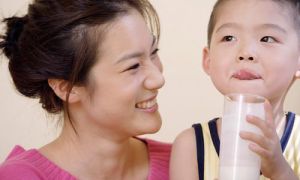 Trẻ em có thực sự cần uống sữa để cao lớn hơn?