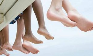  7 bí quyết giúp gót chân của bạn không bị nứt nẻ trong mùa đông 