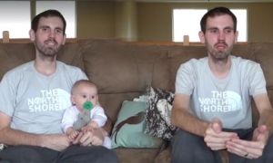 Video cảm động cha ung thư để lại cho con gái 7 tháng tuổi khiến hàng triệu...